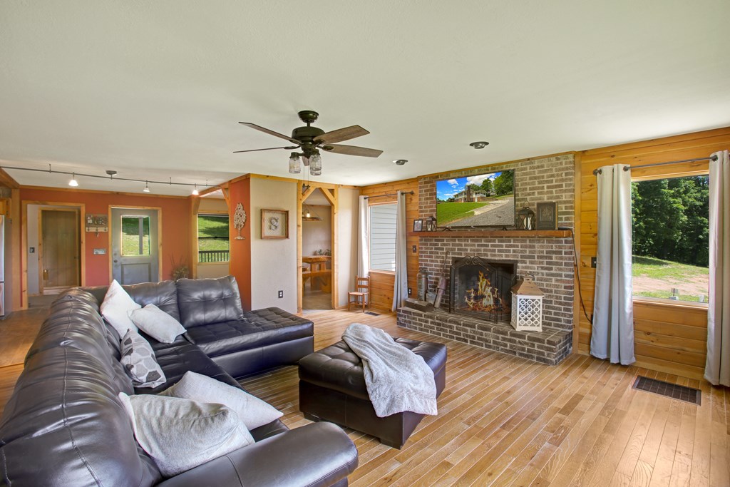 213 Ritter Road Property Photo 7