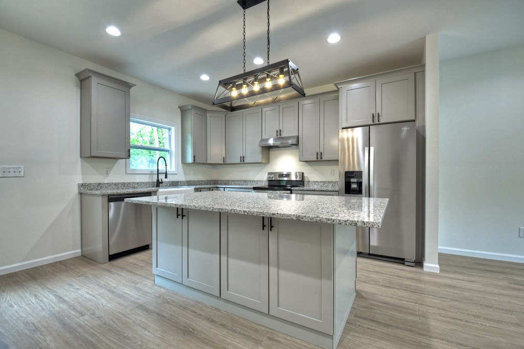 290 Mulberry Street Property Photo 3