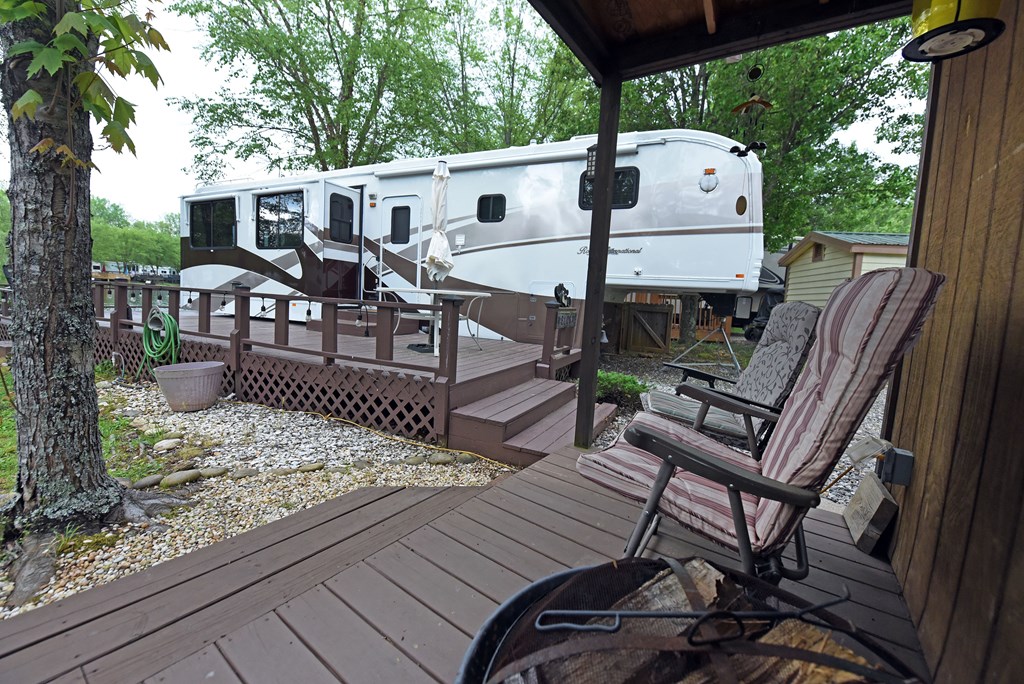 248 Old Bald Mountain Road Property Photo 5