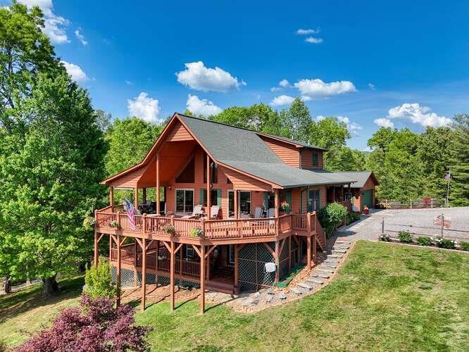 246 Serenity Pointe Drive Property Photo