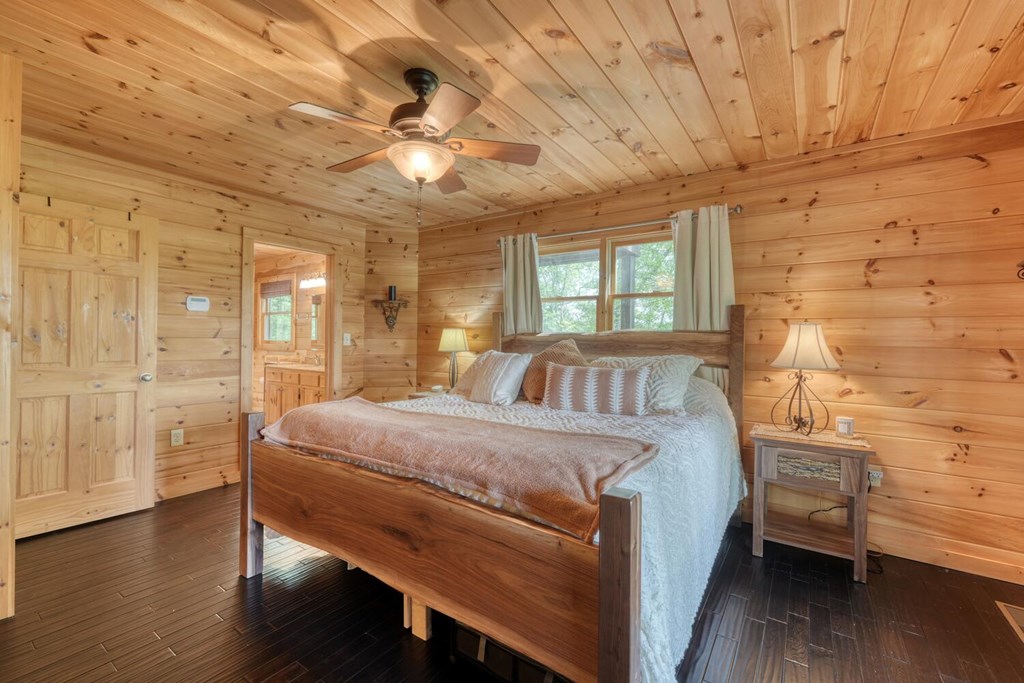 681 The Woods Road Property Photo 14