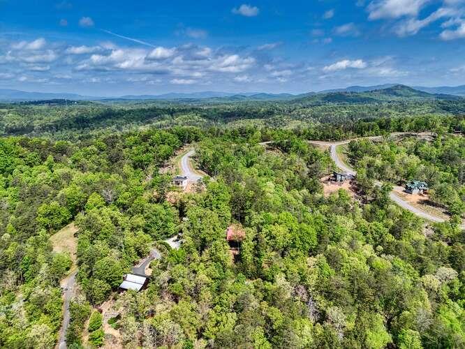 681 The Woods Road Property Photo 62