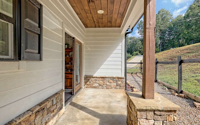 346 Woodland Lane Property Photo 16