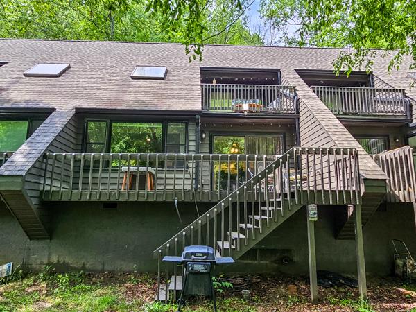 637 Riverside Drive Property Photo 1