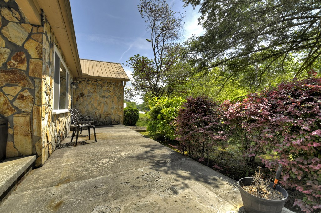 7755 Old Hwy 76 Property Photo 25