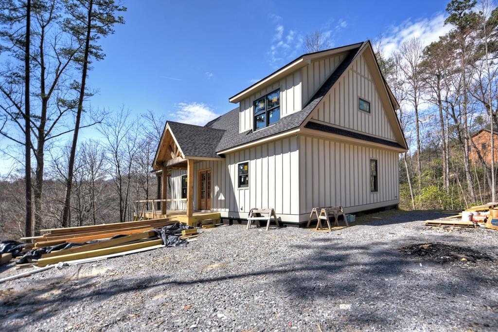 1204 Settlers Ridge Road Property Photo 8