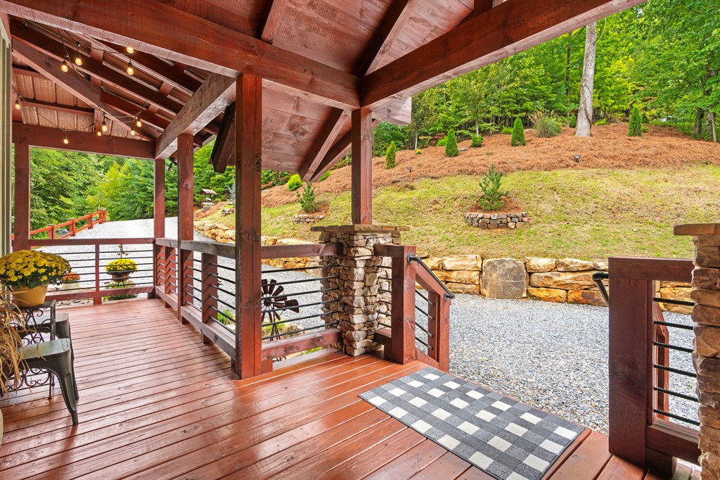 264 Pontoosuc Drive Property Photo 29