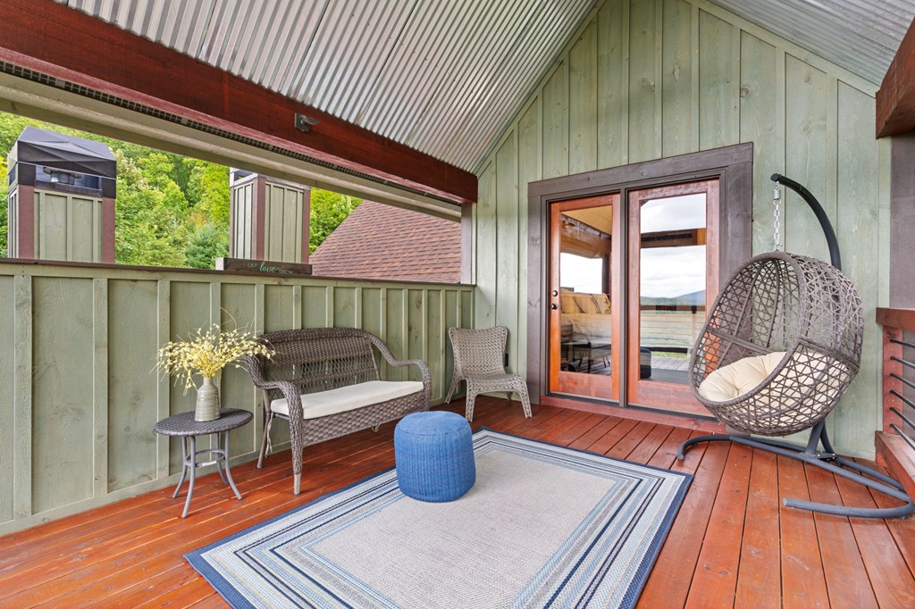 264 Pontoosuc Drive Property Photo 37