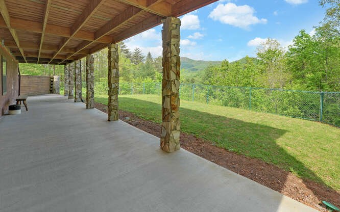 2252 Cathy Road Property Photo 26