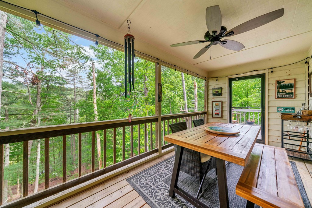 168 Spring Lake Drive Property Photo 25