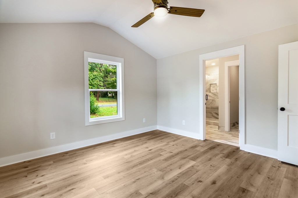 217 North Avenue Property Photo 18