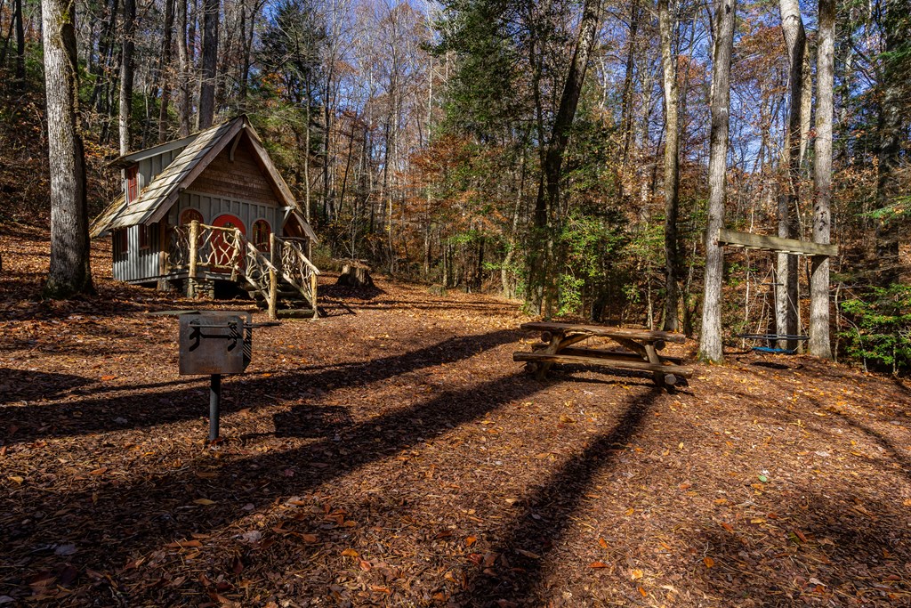 36 Utana Bluffs Trail Property Photo 26