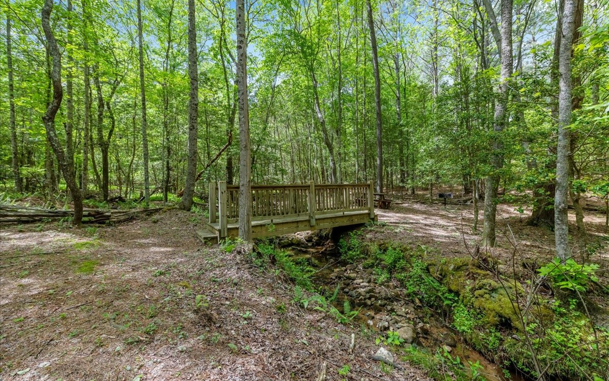 Lt158 Stables Loop Property Photo 38