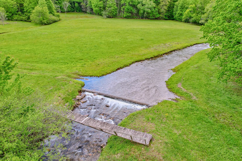 16400 Big Creek Road Property Photo 11