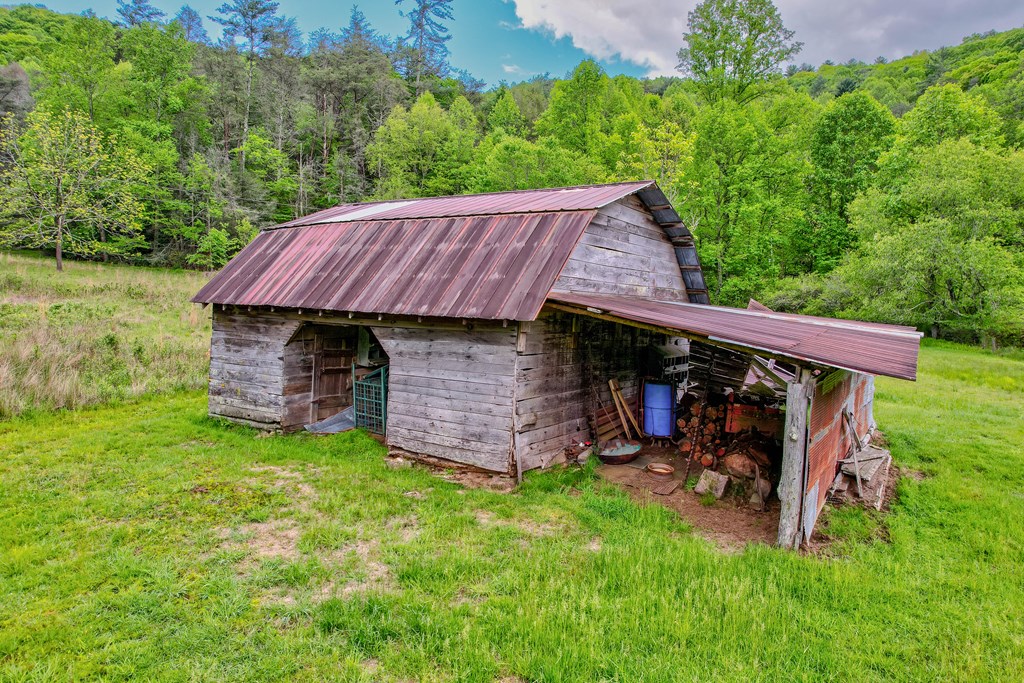 16400 Big Creek Road Property Photo 17