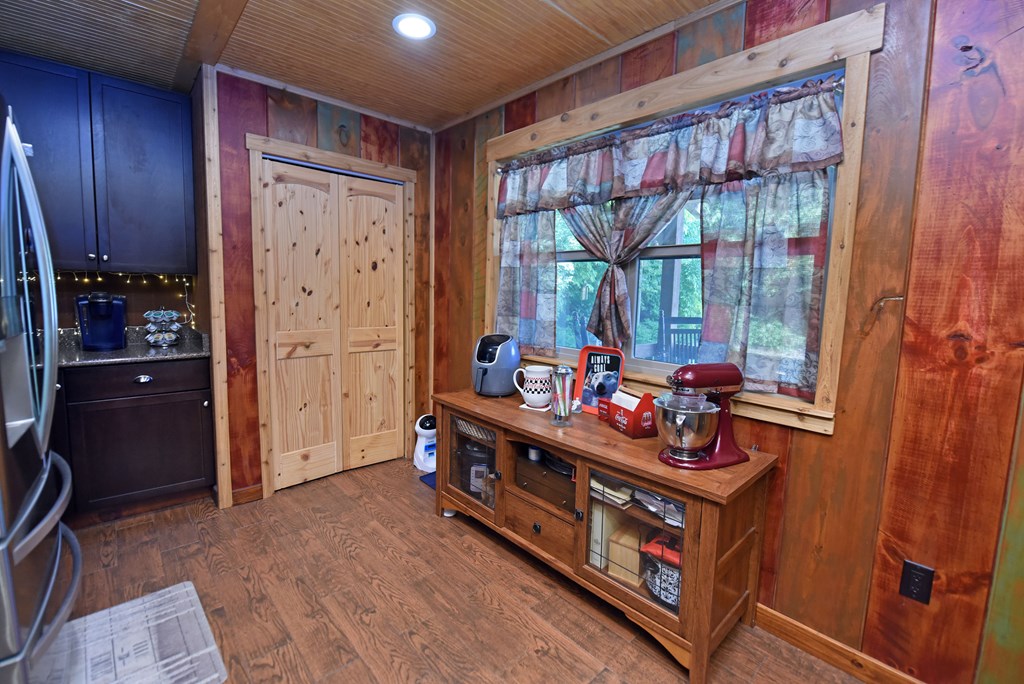 78 Reed White Drive Property Photo 11