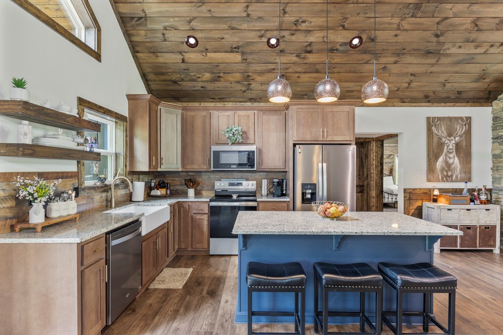 595 Arp Road Property Photo 3