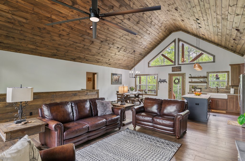 595 Arp Road Property Photo 12