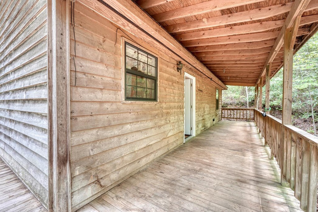 46 Evening Shade Property Photo 8