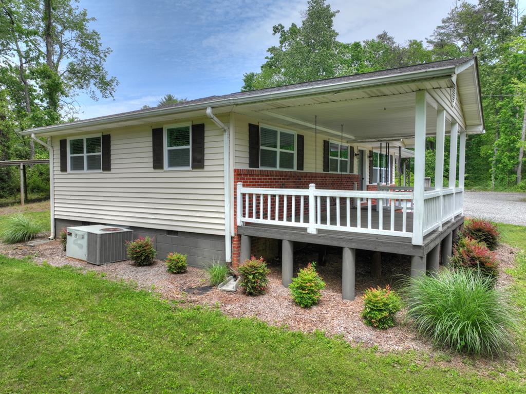 868 Sugar Creek Road Property Photo 13