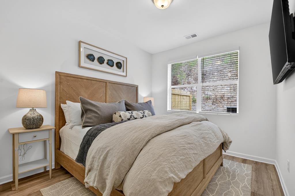 Unit 38 Grove Loop Property Photo 20