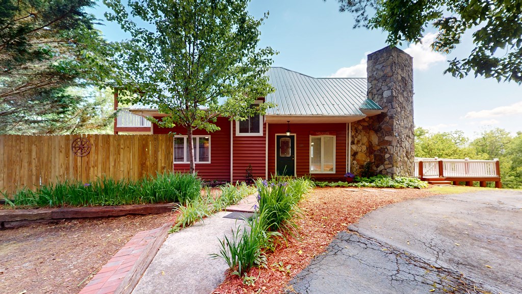 219 Lovers Leap Drive Property Photo 3