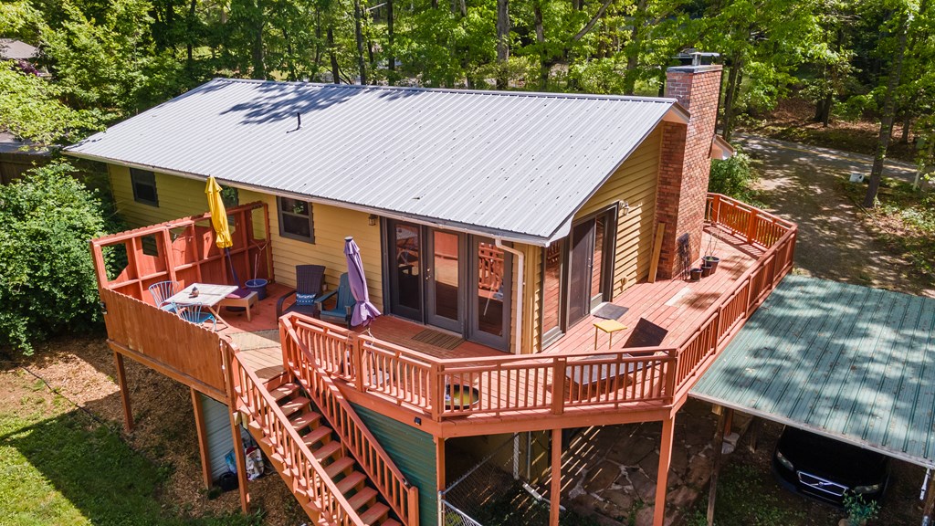 573 Forest Circle Property Photo 4
