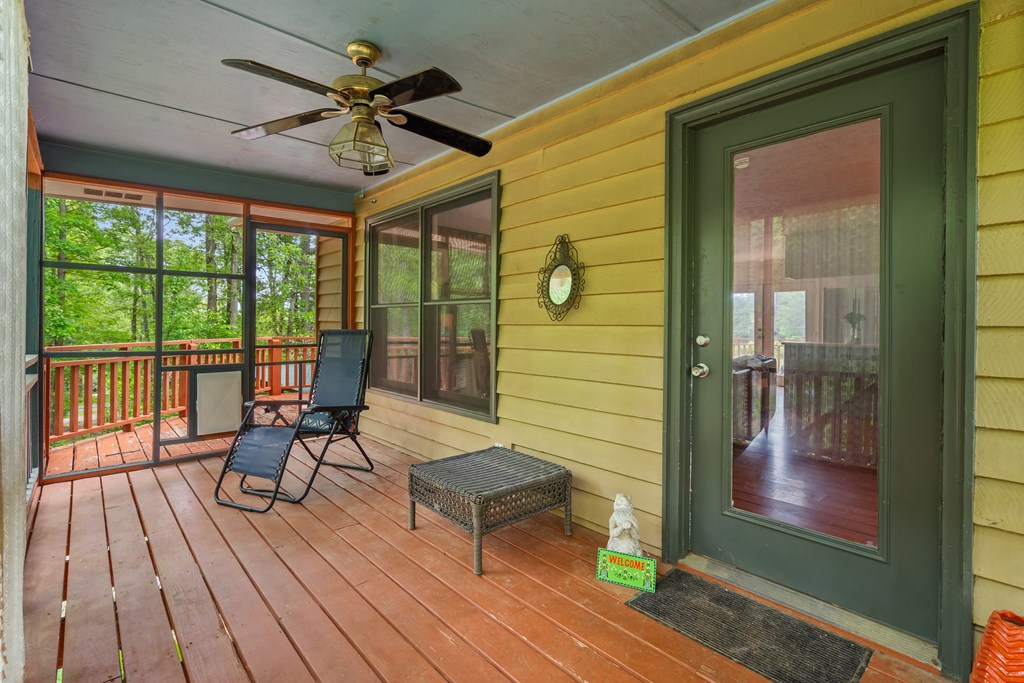 573 Forest Circle Property Photo 6