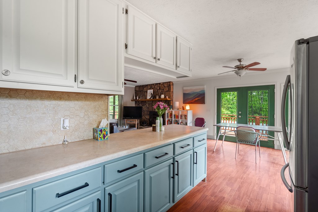573 Forest Circle Property Photo 14
