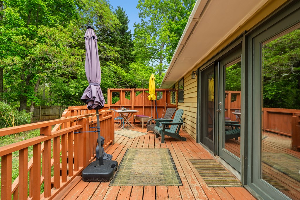 573 Forest Circle Property Photo 24