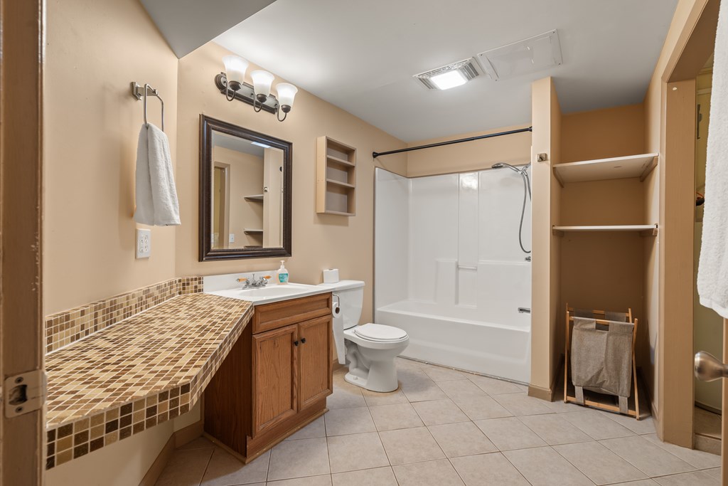 573 Forest Circle Property Photo 33