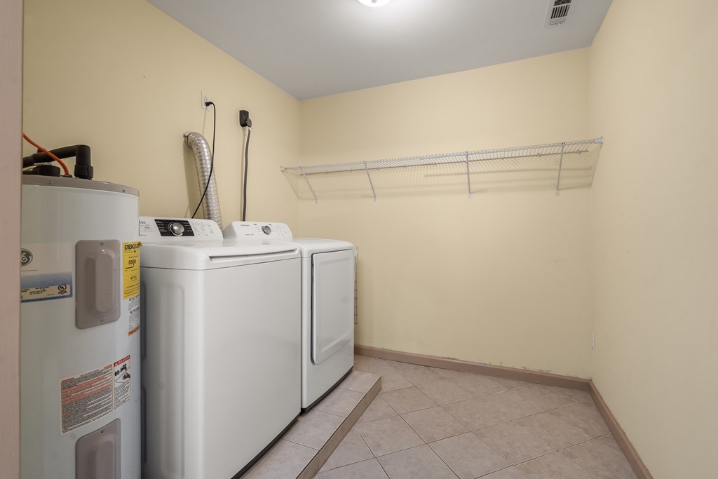 573 Forest Circle Property Photo 34