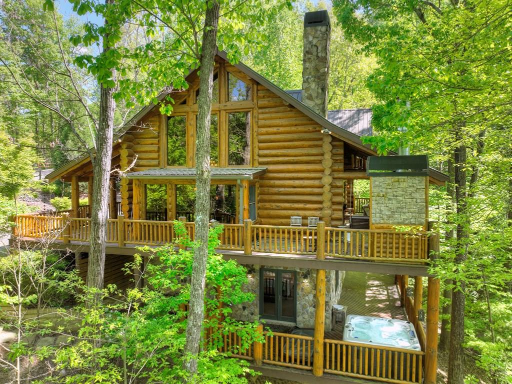 536 Lakeview Road Property Photo