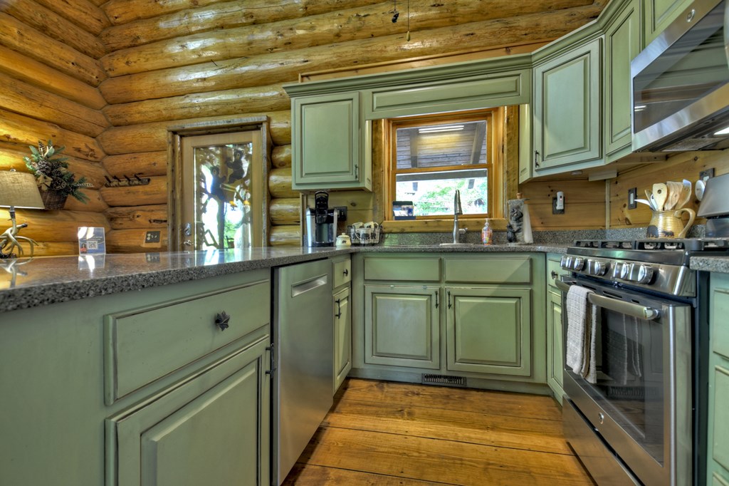 536 Lakeview Road Property Photo 46