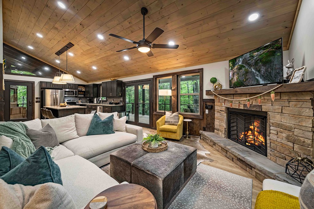 270 Bench Leg Road Property Photo 15