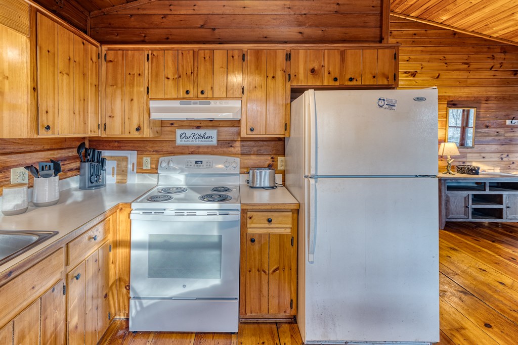 57 Coffee Pot Drive Property Photo 14