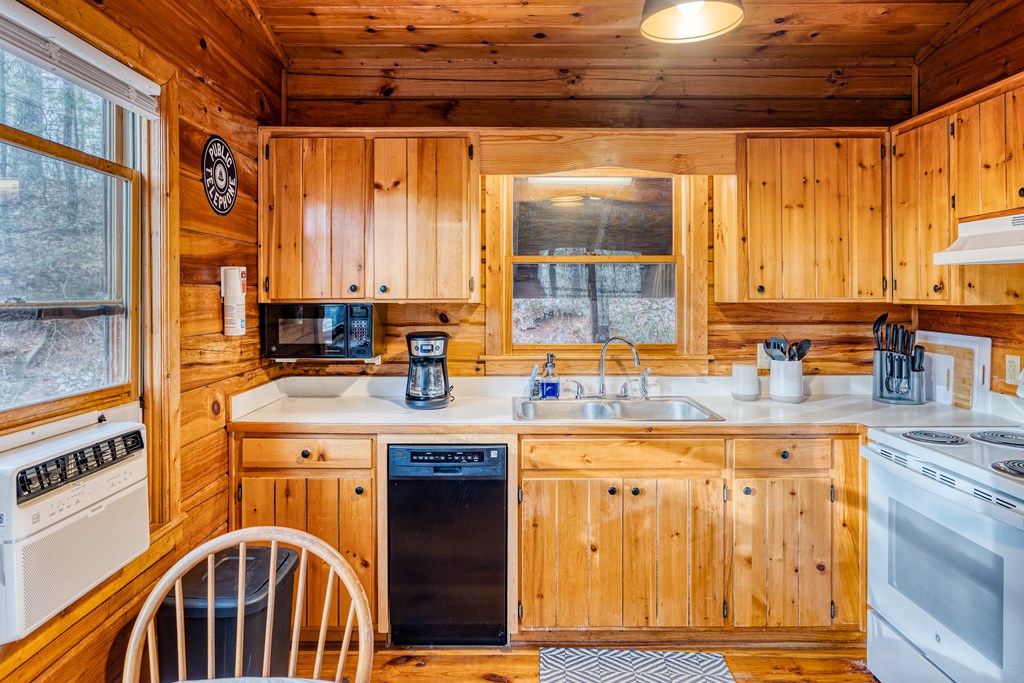 57 Coffee Pot Drive Property Photo 61