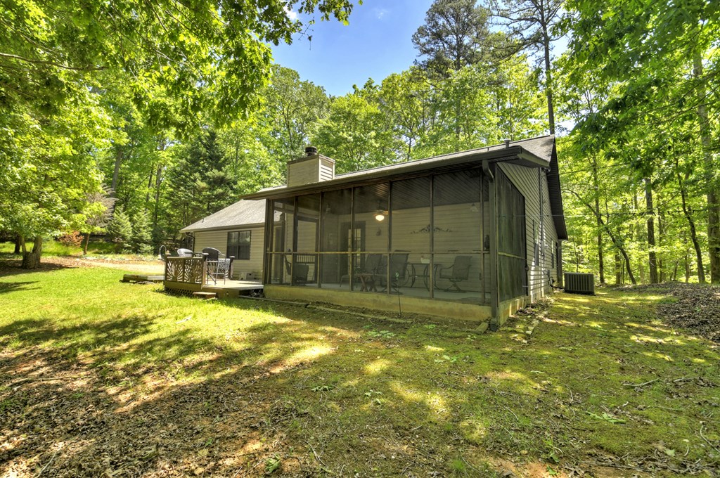 1292 Riverview Drive Property Photo 3