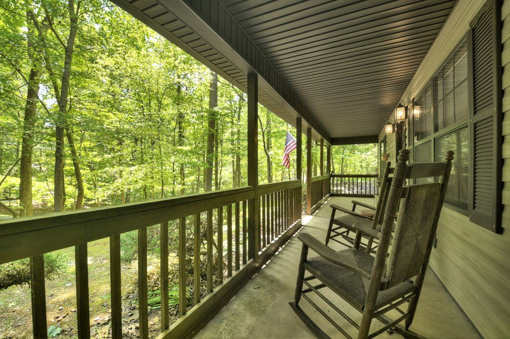 1292 Riverview Drive Property Photo 5