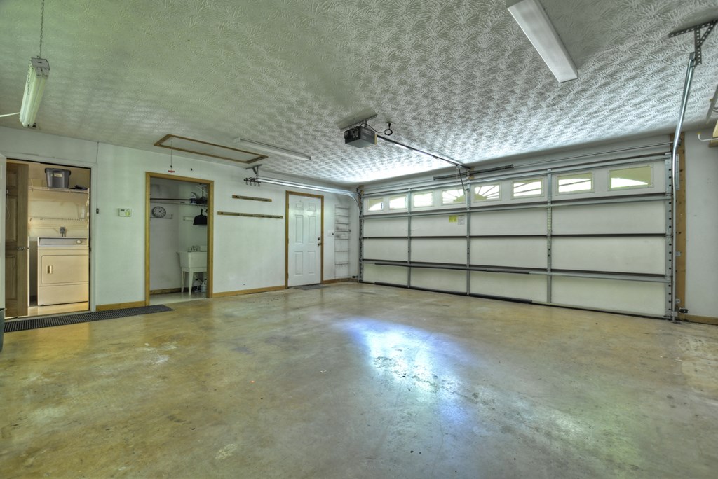 1292 Riverview Drive Property Photo 16