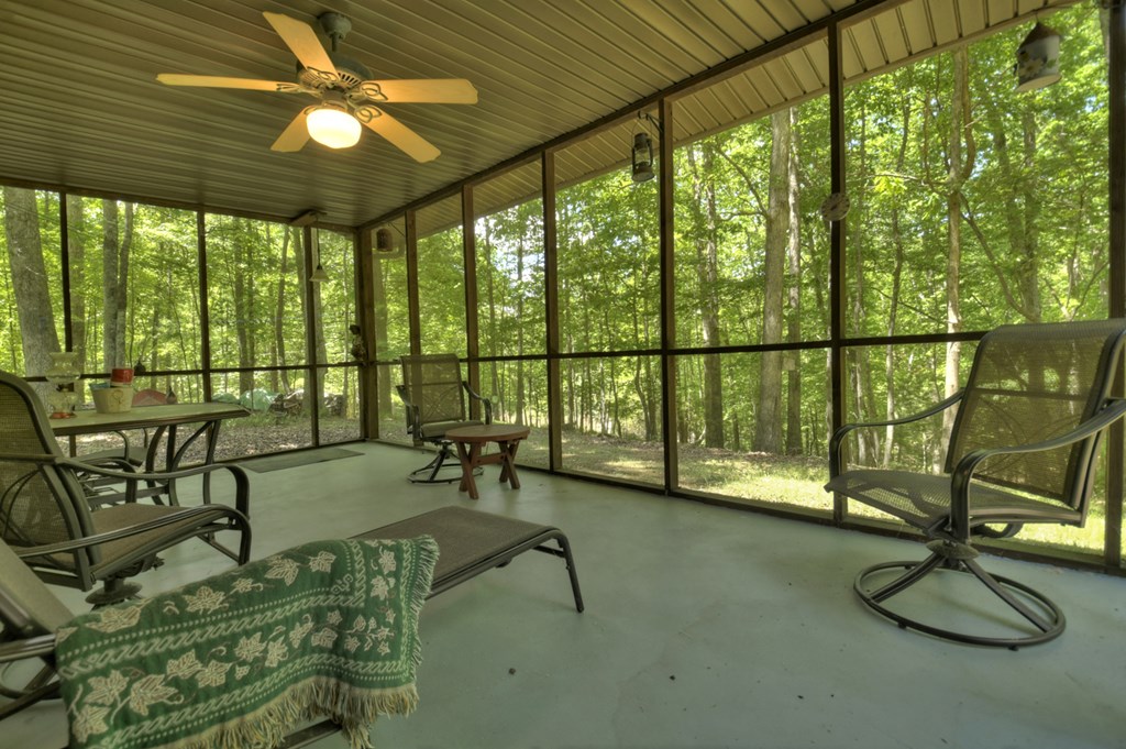 1292 Riverview Drive Property Photo 18