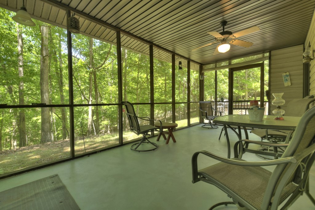 1292 Riverview Drive Property Photo 19