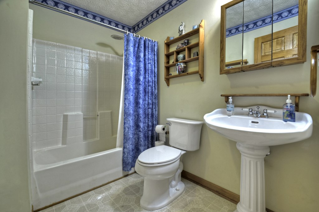 1292 Riverview Drive Property Photo 27