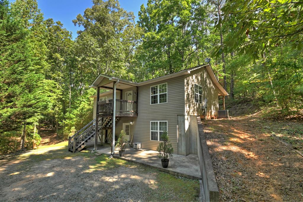 191 Barker Lane Property Photo