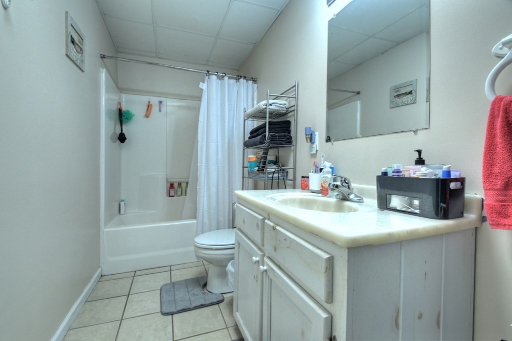 191 Barker Lane Property Photo 33