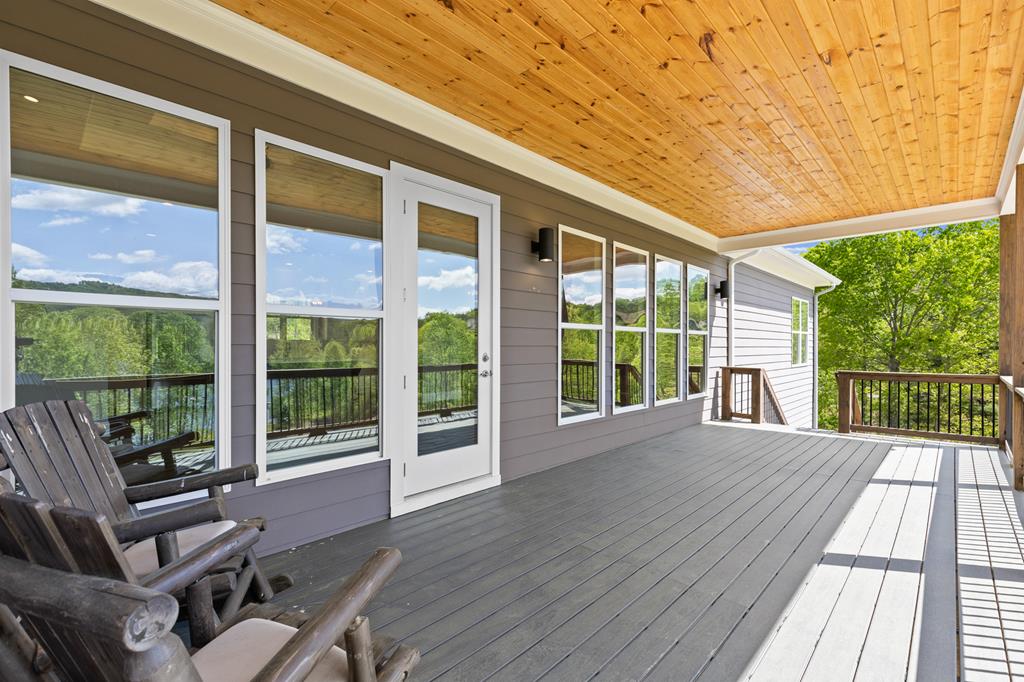 112 Big Knoll Drive Property Photo 19