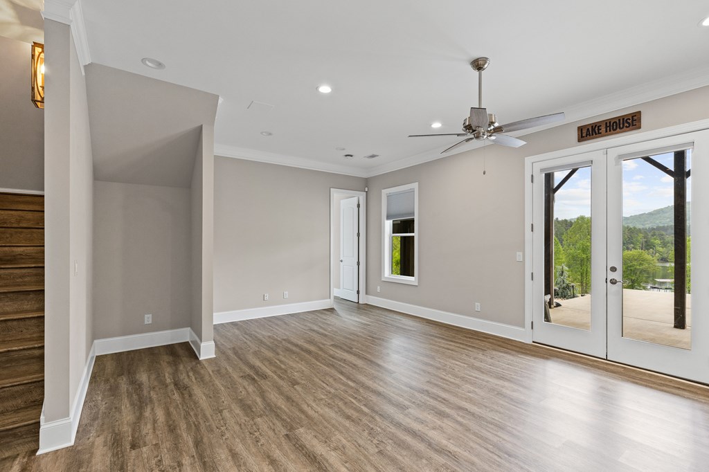 112 Big Knoll Drive Property Photo 31