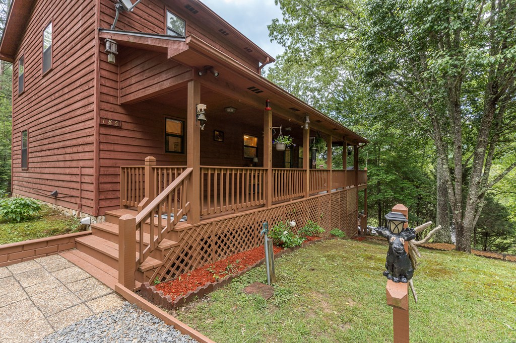 186 Brasstown Hills Road Property Photo 3