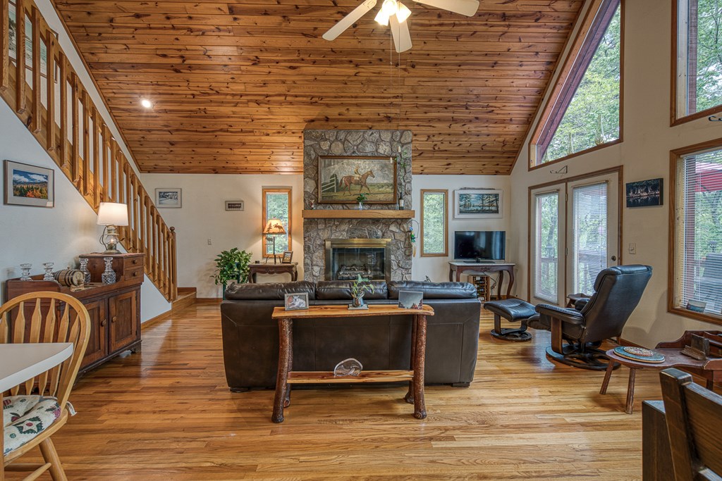 186 Brasstown Hills Road Property Photo 8