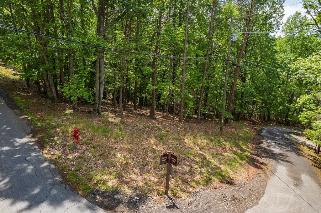9806 Fairway Drive Property Photo 15